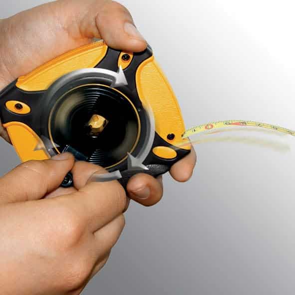 Komelon 9901 Gripper Closed Case Long Steel Tape Measure, 100-Feet - Image 4