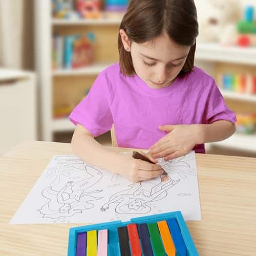 Melissa & Doug Jumbo Triangular Crayons - 10-Pack, Non-Roll, Flip-Top Case - Image 8