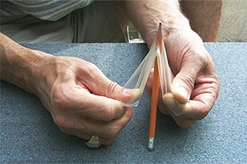 TEAR-AID unisex Fabric Repair first aid kits, Fabric Repair (Pack of 1), Pack 1 US - Image 4