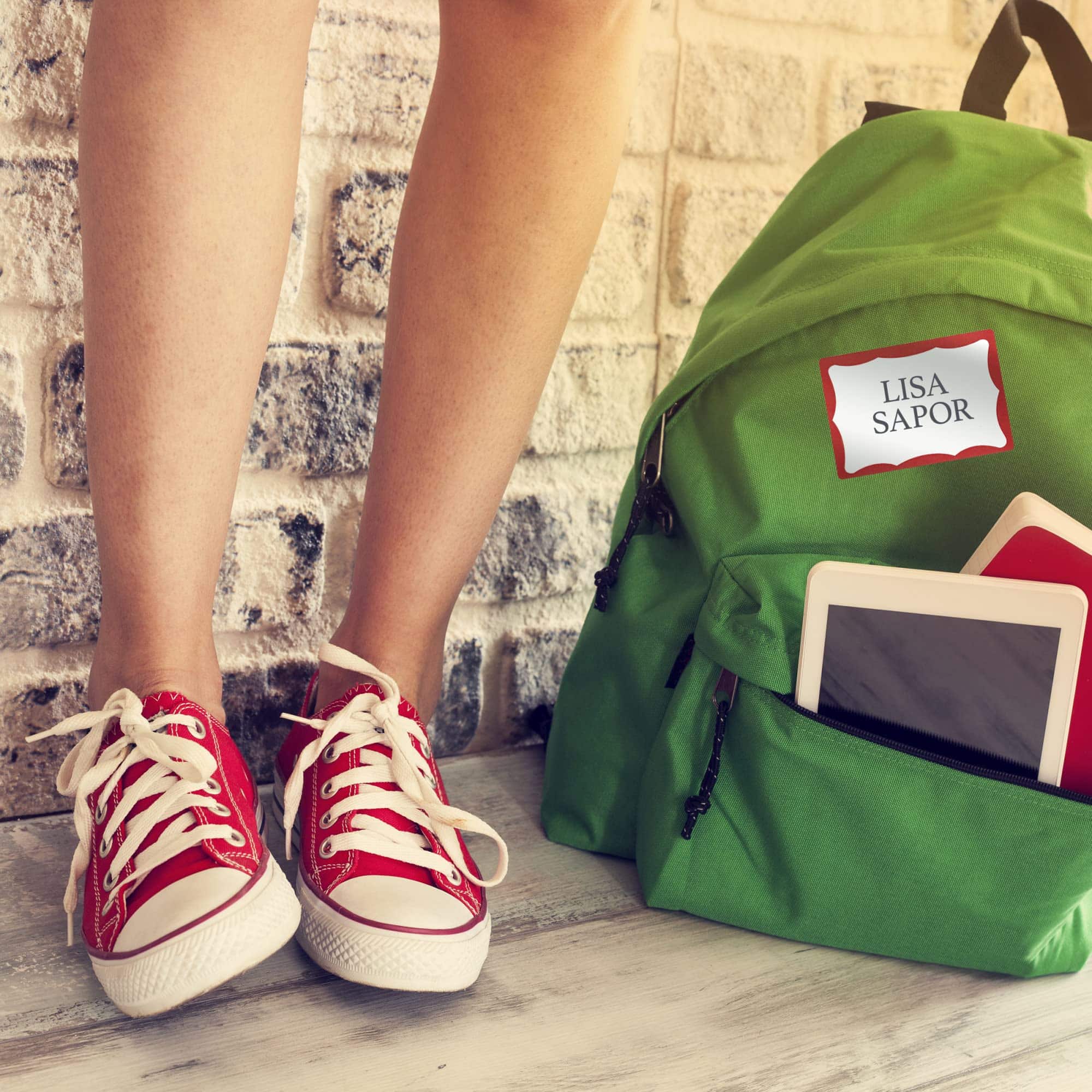 Avery Customizable Name Tags, 2-1/3" x 3-3/8", White with Red Border, 100 Removable Name B - Image 8