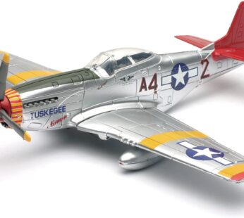 New-Ray World War II Replica Fighter Air Planes ClassicAircraft P-51D Red Tails 1:48