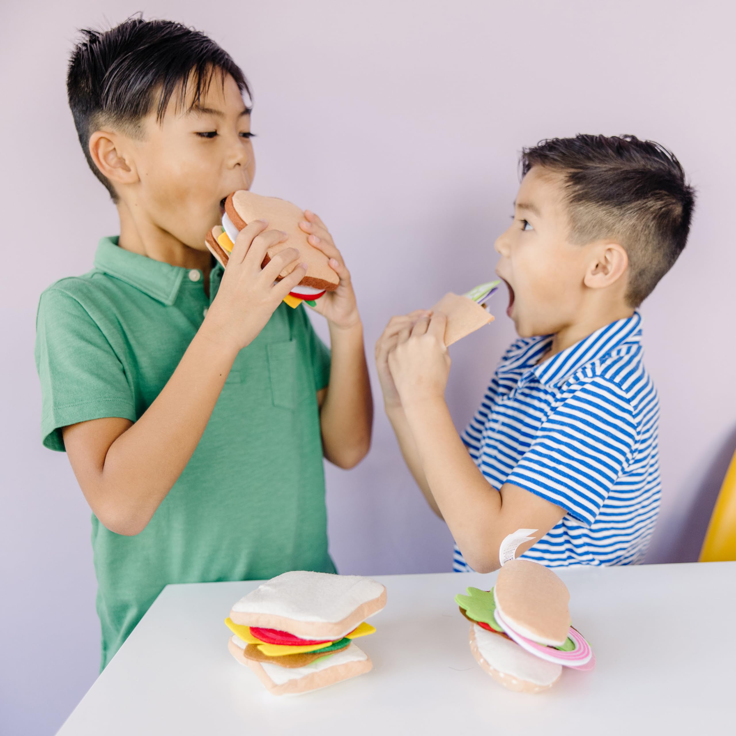 Melissa & Doug Felt Food Sandwich Play Food Set (33 pcs) - Felt Sandwich Play Set For Kids - Image 5