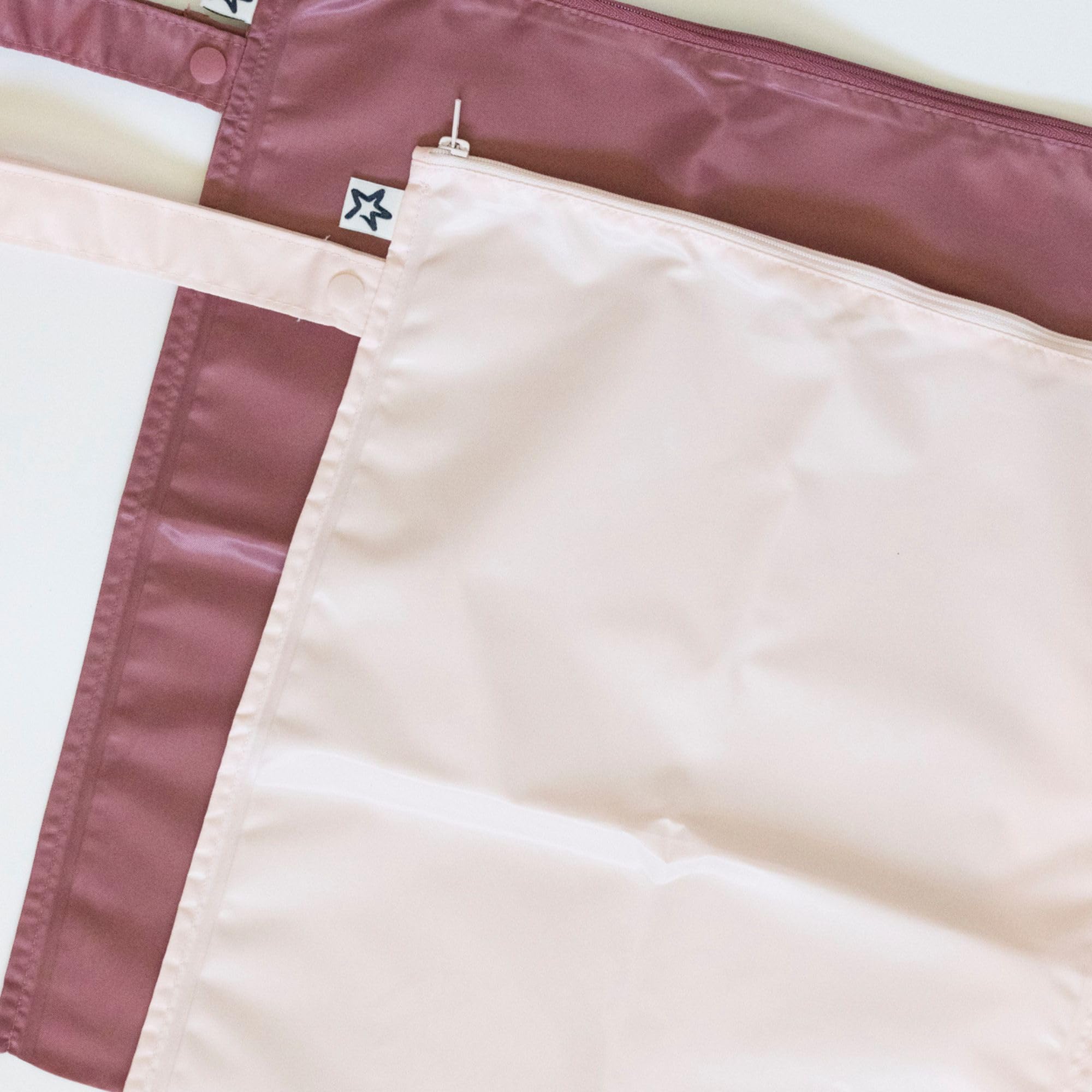 Tiny Twinkle Mess Proof Wet Bags | 2-Pack Reusable Waterproof Wet Bags for Swimsuits | Baby Clothes | Travel & Diaper Bag (Rose, Burgundy) - Image 7